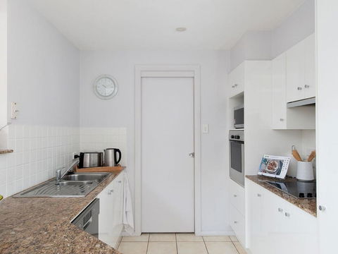 Sandcastle Shores - Accommodation Southport 3