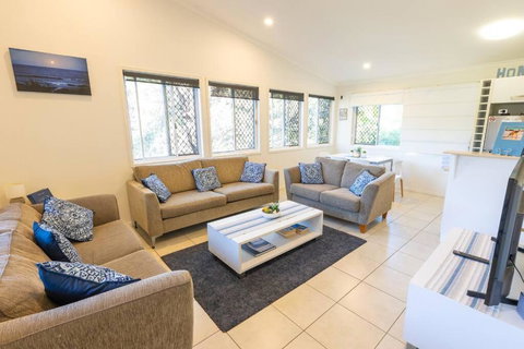 Sandcastles 2 - Accommodation Southport 1