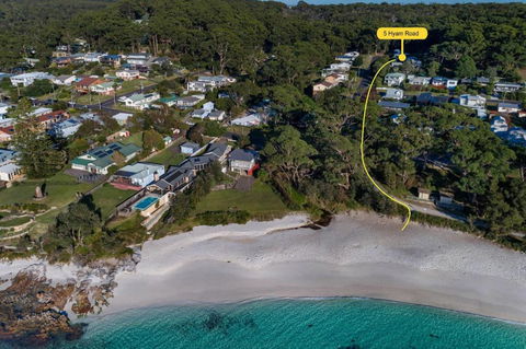 Sandlines At Hyams Beach - Southport Accommodation 1