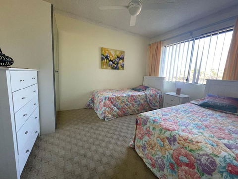 Sandpebbles 1 Pebbly Beach - Southport Accommodation 3
