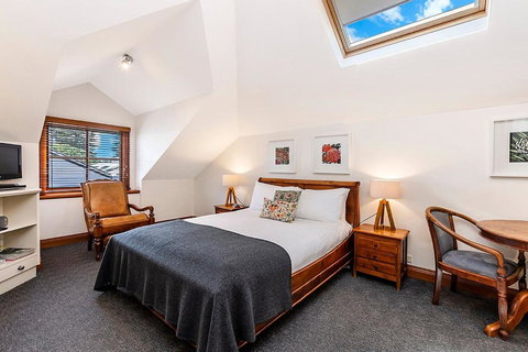 Sandstone Suites - In The Heart Of Port Fairy - Southport Accommodation 1