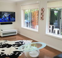 Beachside Villa Ettalong Beach - Southport Accommodation