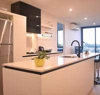 Beautiful private room - Southport Accommodation