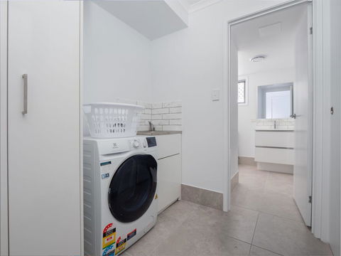 Beerburrum St, 2/22 Dicky Beach - Southport Accommodation 3