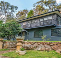 Bellara - your home among the gum trees - Southport Accommodation
