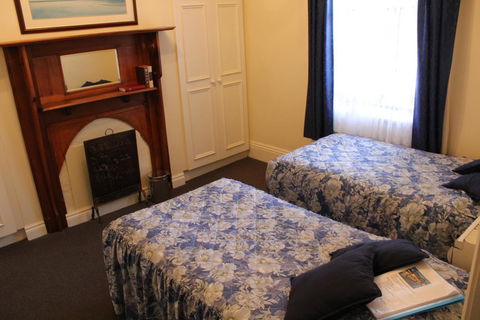Benambra Bed & Breakfast - Southport Accommodation 2
