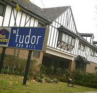 Best Western Plus The Tudor Box Hill - Southport Accommodation