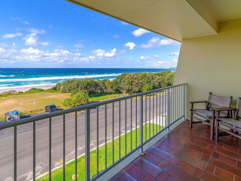 Bindaree 9 - Spectacular Views - Southport Accommodation 3