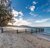 Birdsong House- Dingo Beach - Southport Accommodation
