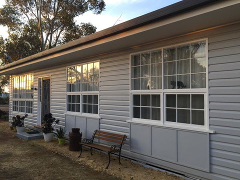 Black Cat Retreat Holiday Home - Southport Accommodation 1