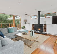 Blairgowrie Beach Villa - Southport Accommodation
