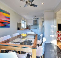 Blairgowrie Contemporary Beach Retreat - Southport Accommodation