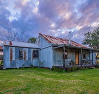 Blaxland's Cottage - Southport Accommodation