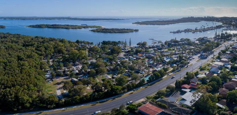 Blue Dolphin Holiday Resort - Southport Accommodation 0