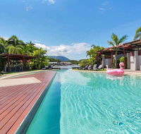 Blue Lagoon Lakeside Apartment - Accommodation Southport