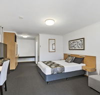 Blue Shades Motel - Southport Accommodation