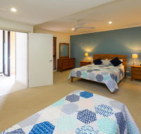 Blue Water Retreat - Downstairs - Southport Accommodation