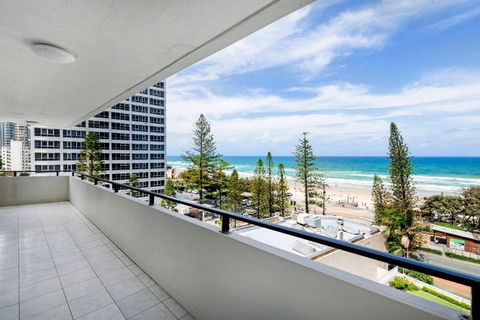 The Sands Beachfront 3 Bedroom Apartment - Southport Accommodation 0