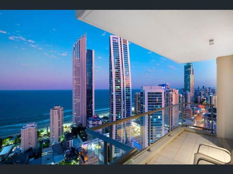 Welcome To A 275m2 Sub-Penthouse With Great Ocean - Southport Accommodation 0