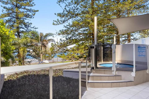 ZANZ205- Exclusive Outdoor Spa With Ocean Glimpses - Southport Accommodation 1
