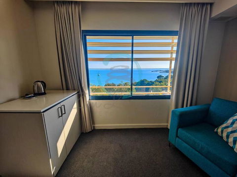 ZEN88 ESPLANADE: Hotel Suite W/ Ocean/Sunset Views - Southport Accommodation 2