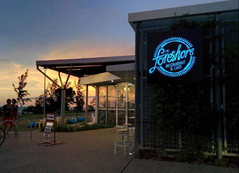 ZEN FORESHORE: 3-BR Nightcliff Foreshore-Front Apt - Southport Accommodation 2