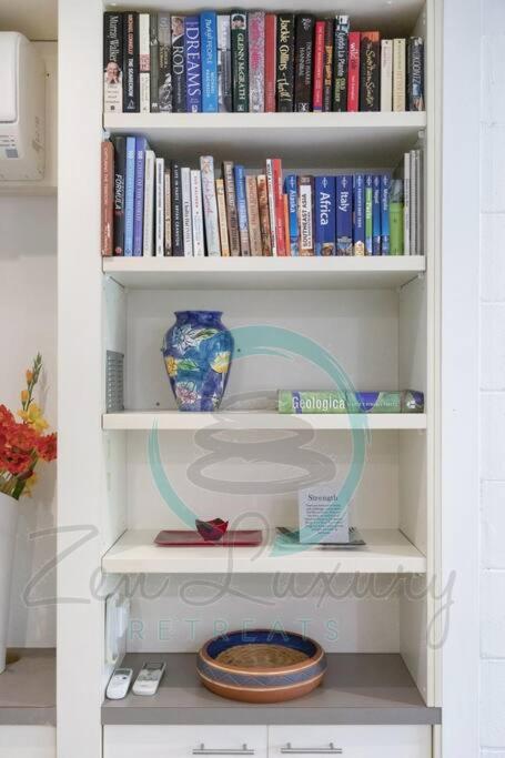 ZEN TREETOPS - Boutique 2-BR Apt W/ Private Pool - Southport Accommodation 1