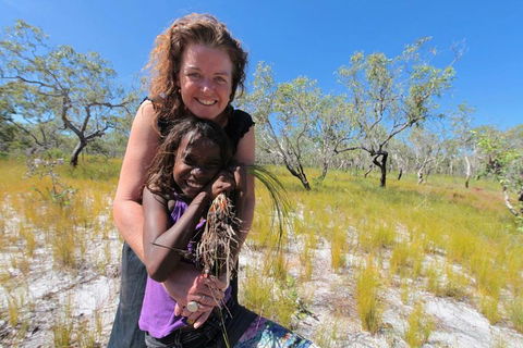 Gay-Wu Woman's 5 Day Yolngu Homeland Tour - Southport Accommodation 1