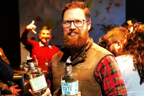 Tamar Valley Wine And Gin Tour With Lunch - Southport Accommodation 3