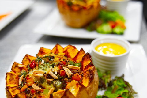 Spirit Of Melbourne Dinner Cruise - Accommodation Southport 2