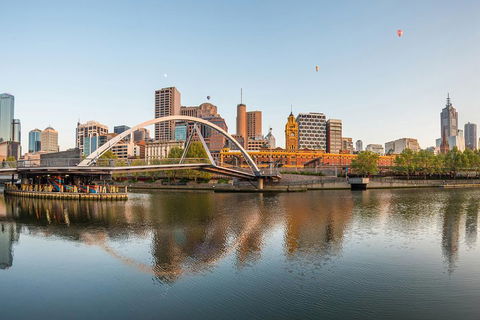 See Melbourne With A Local: Private & Personalized - Southport Accommodation 1