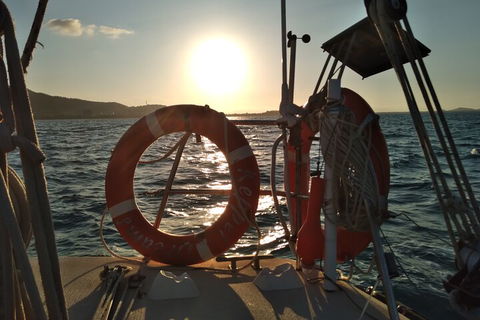 Townsville Small Group Early Morning Sailing Cruise Boat Tour Charter Hire - Accommodation Southport 0