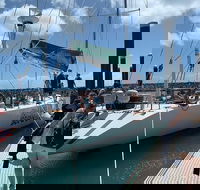 2-Night Whitsundays Sailing Cruise incl. Whitehaven Beach  Great Barrier Reef - Accommodation Southport