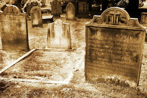 Southport Cemetery Paranormal Activity Tour QUEENSLAND - Southport Accommodation 0