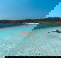 Lake McKenzie Full-Day Tour with Lunch from Hervey Bay - Accommodation Southport