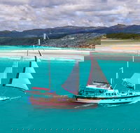2-Day Whitsundays Sailing Adventure SV Whitehaven - Southport Accommodation