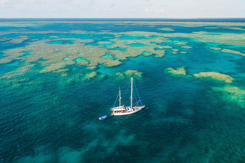 3 Day Whitsundays Sailing And Diving Adventure: Kiana - Southport Accommodation 1