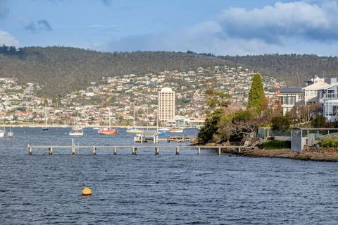 Derwent River Historic Harbour Cruise From Hobart - Accommodation Southport 5