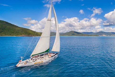 2-Night Whitsundays Sailing Cruise Incl. Whitehaven Beach & Great Barrier Reef - Southport Accommodation 3