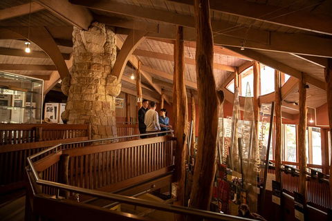 Grampians National Park With Kangaroos And MacKenzie Falls From Melbourne - Southport Accommodation 2