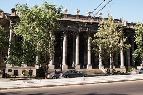 Be An Adelaide Local: Intimate Walk - Southport Accommodation 2