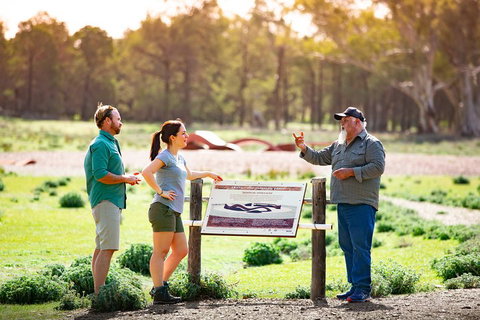 Yura Udnyu - Our Culture, Your Culture (Aboriginal Cultural Walk) - Accommodation Southport 3