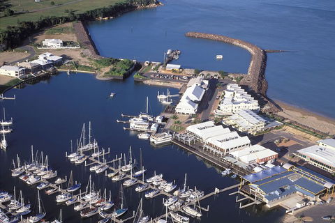 Darwin Shore Excursion: Hop-on Hop-off Bus Tour - Southport Accommodation 3