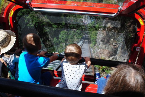 Blue Mountains Hop-on Hop-off Tour With Optional Scenic World Rides - Accommodation Southport 4